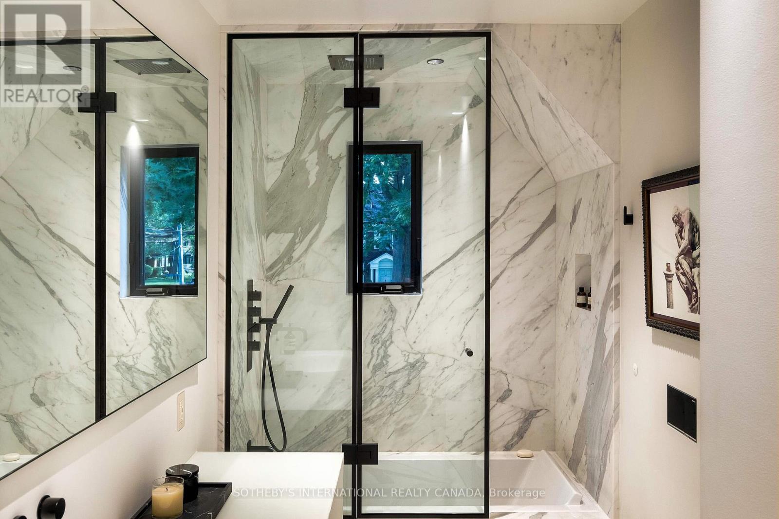 57 Baby Point Crescent, Toronto, Ontario  M6S 2B7 - Photo 22 - W12765418