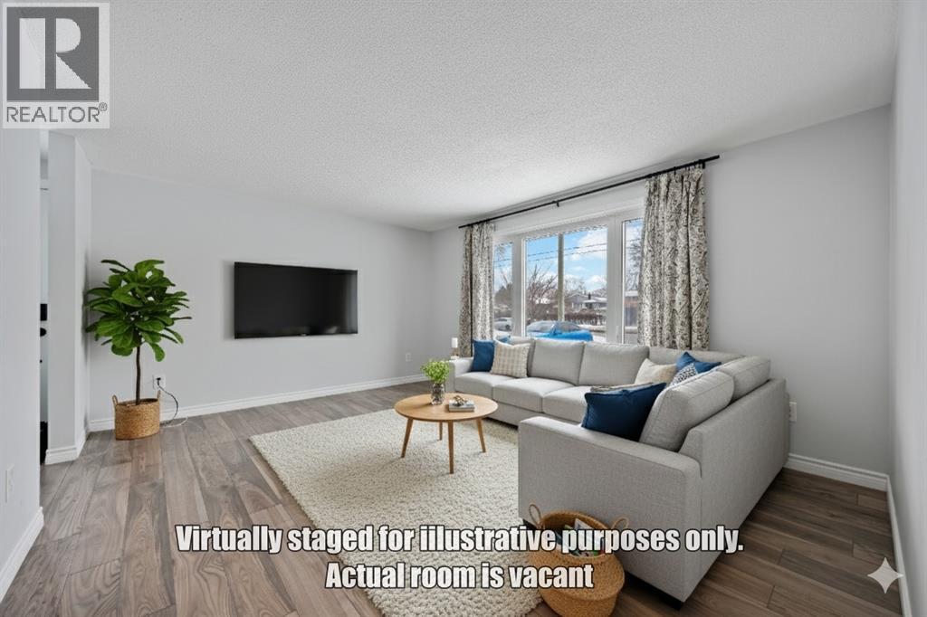 407 Murphy Road, Sarnia, Ontario  N7S 5G8 - Photo 2 - 26002606