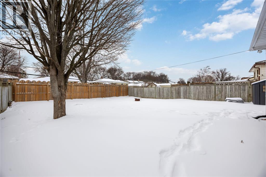 407 Murphy Road, Sarnia, Ontario  N7S 5G8 - Photo 34 - 26002606