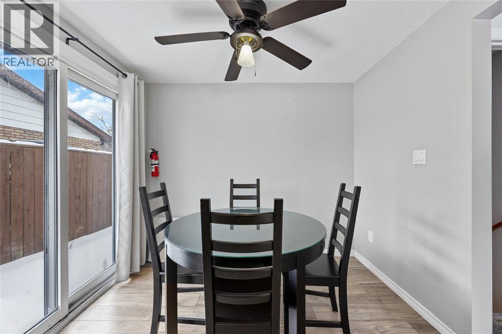 407 Murphy Road, Sarnia, Ontario  N7S 5G8 - Photo 8 - 26002606