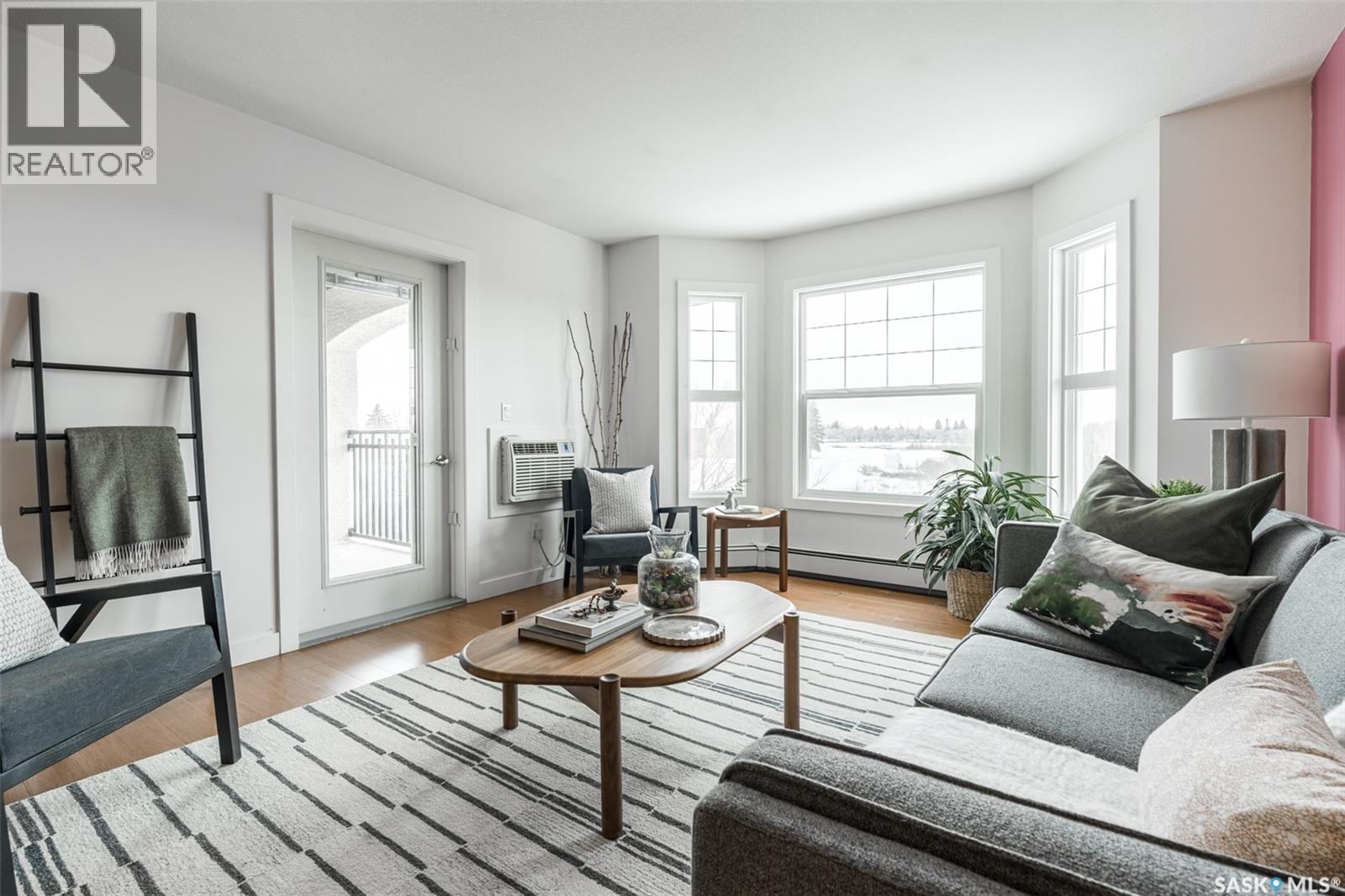 304b 415 Hunter Road, Saskatoon, Saskatchewan  S7T 0J8 - Photo 1 - SK028061