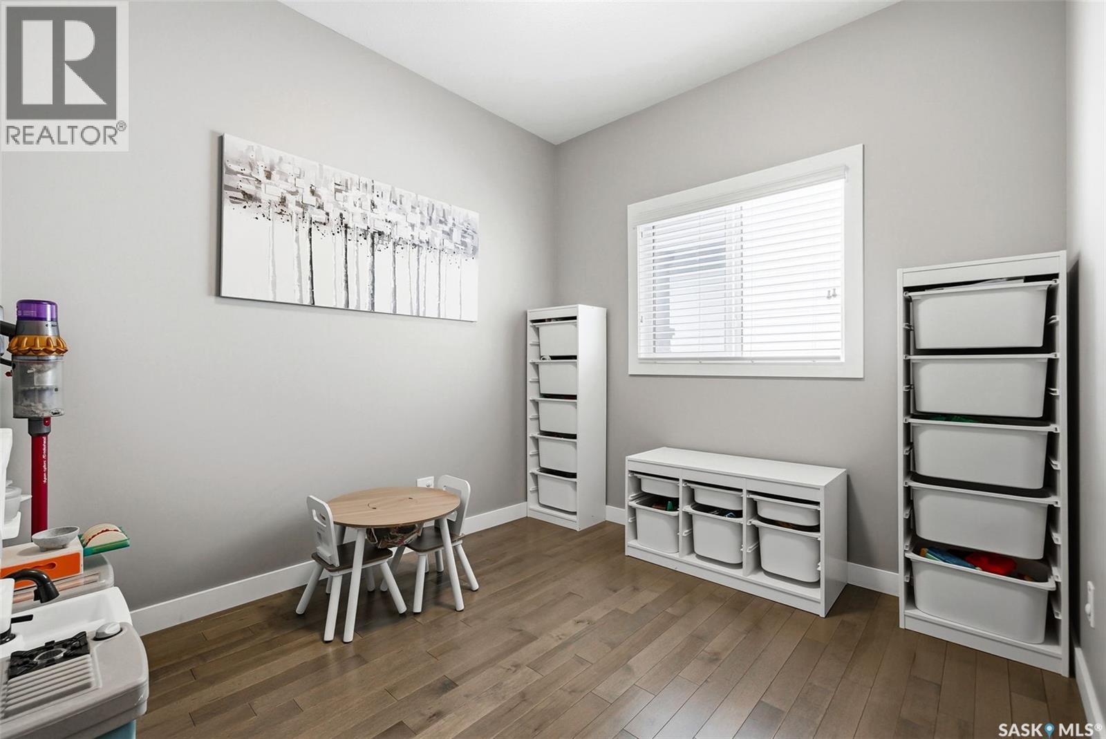 2813 Elgaard Drive, Regina, Saskatchewan  S4R 8J6 - Photo 15 - SK028025