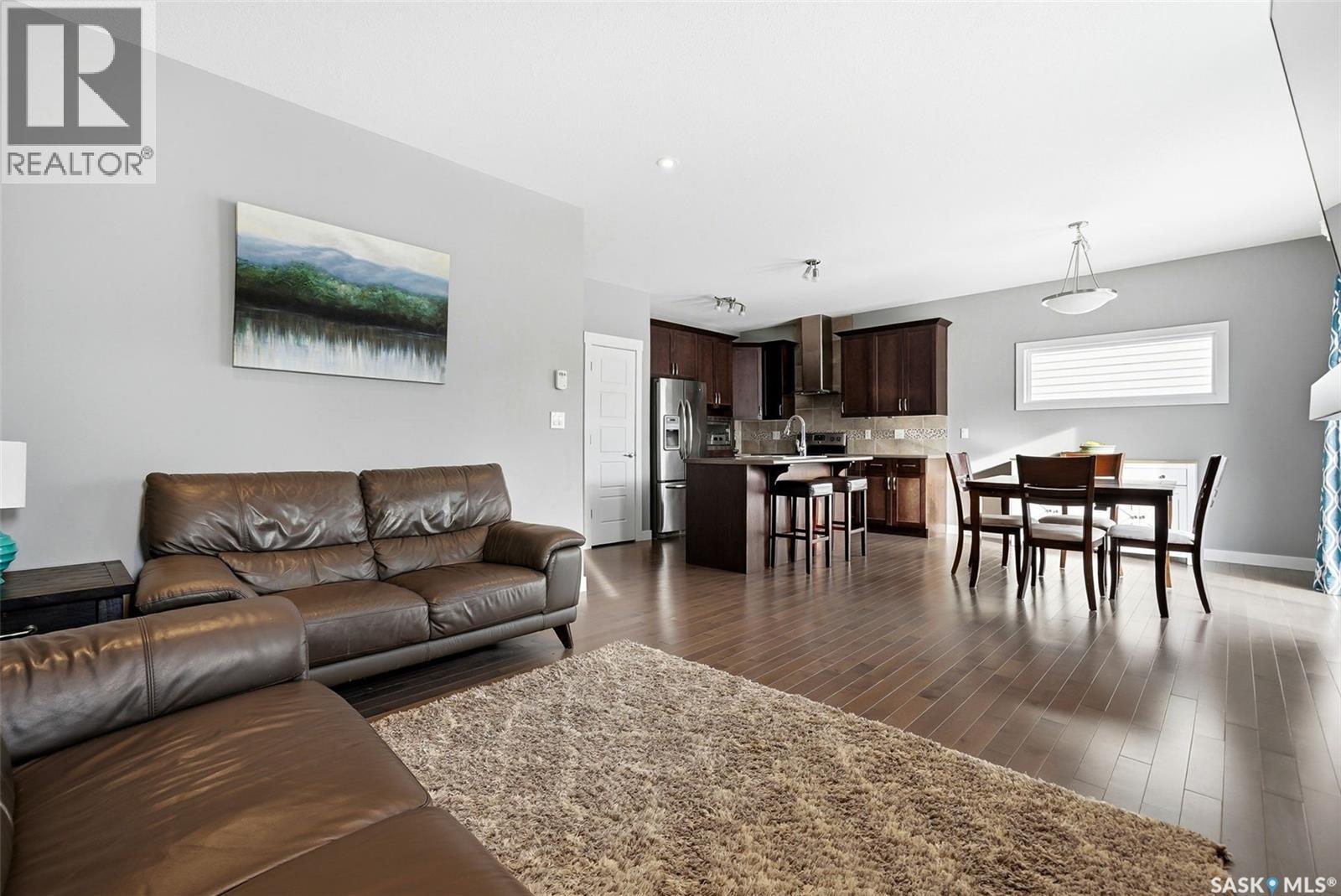 2813 Elgaard Drive, Regina, Saskatchewan  S4R 8J6 - Photo 6 - SK028025