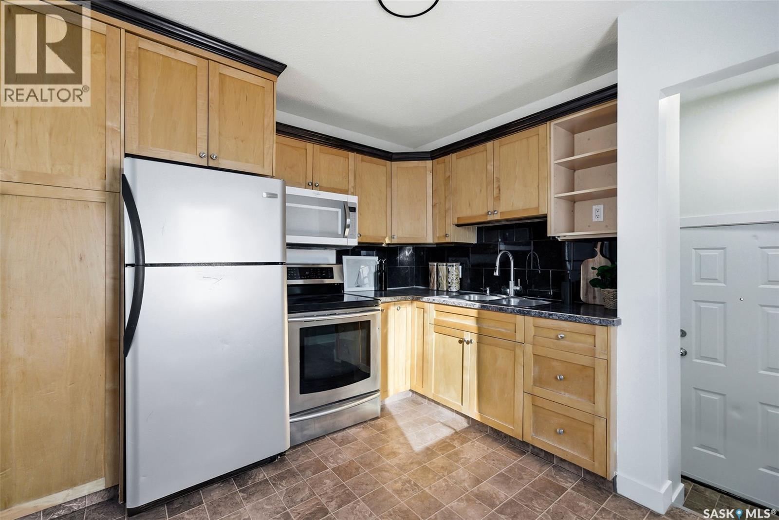 1435 Forget Street, Regina, Saskatchewan  S4T 4Y4 - Photo 8 - SK027902