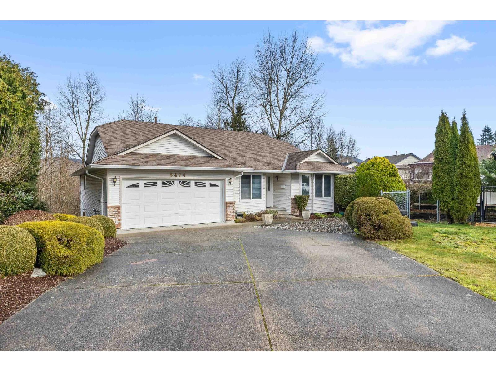 8474 Jennings Street, Mission, British Columbia  V2V 7K1 - Photo 2 - R3087137