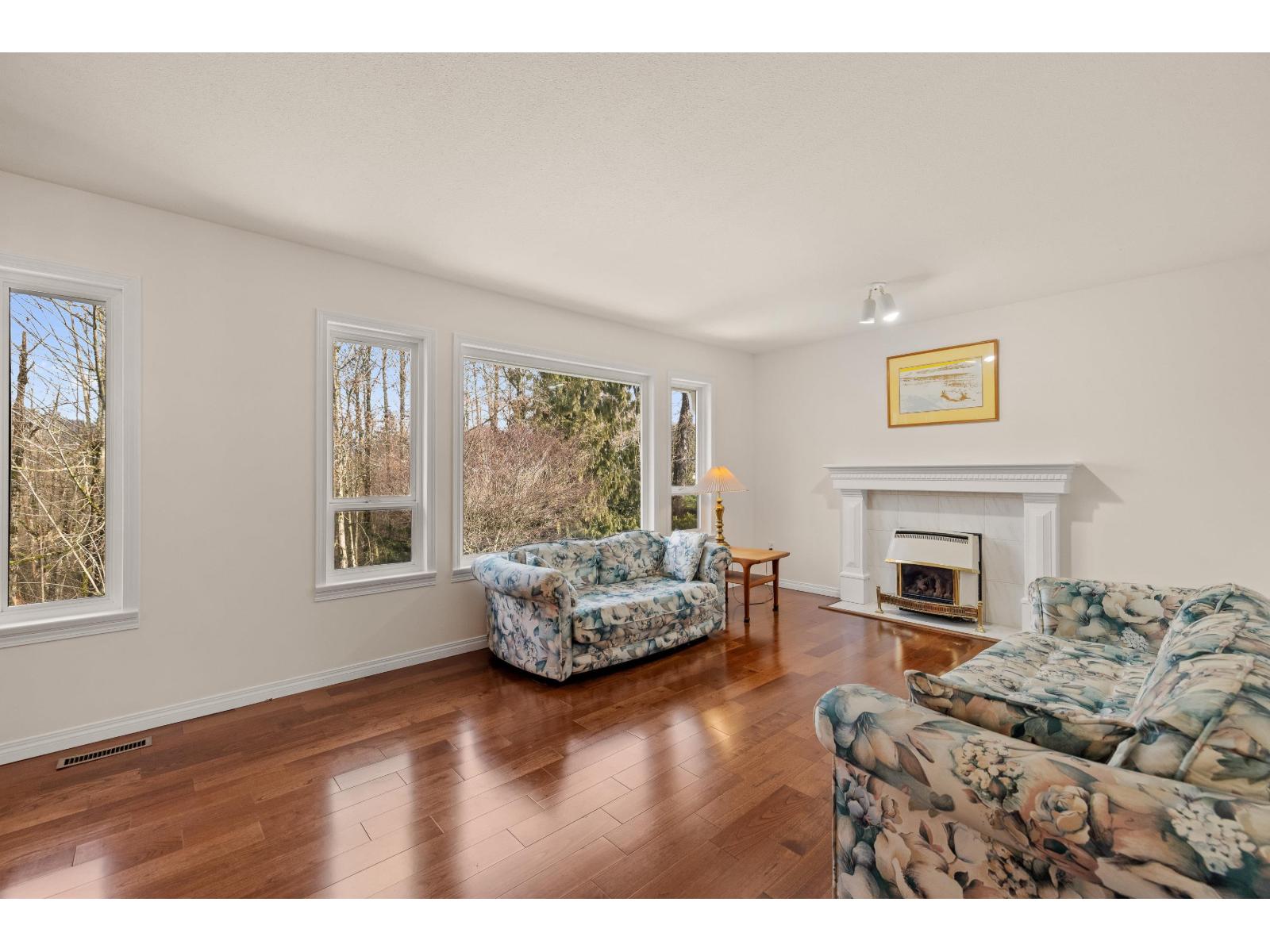 8474 Jennings Street, Mission, British Columbia  V2V 7K1 - Photo 4 - R3087137