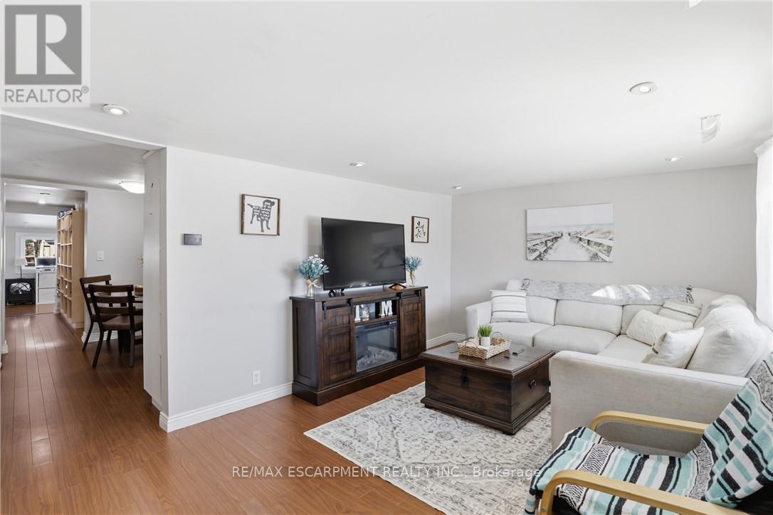 25 Delena Avenue N, Hamilton, Ontario  L8H 6B5 - Photo 8 - X12765280