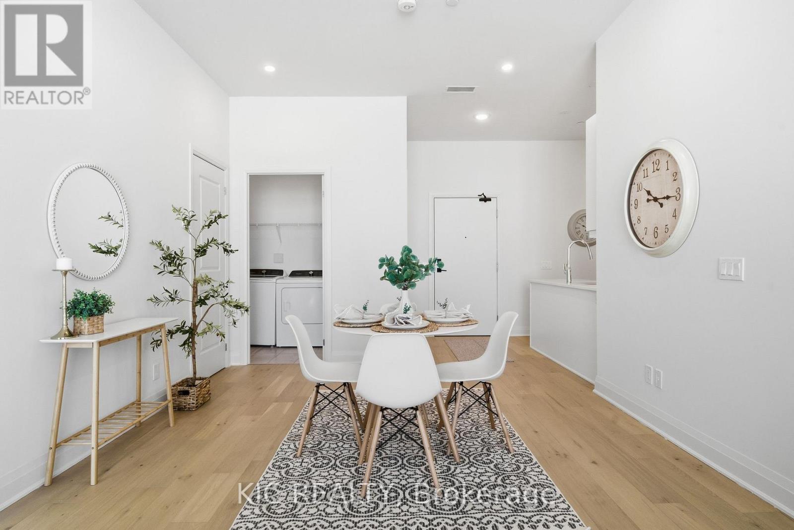 210 - 99 Louisa Street, Kawartha Lakes, Ontario  K0M 1N0 - Photo 11 - X12765326