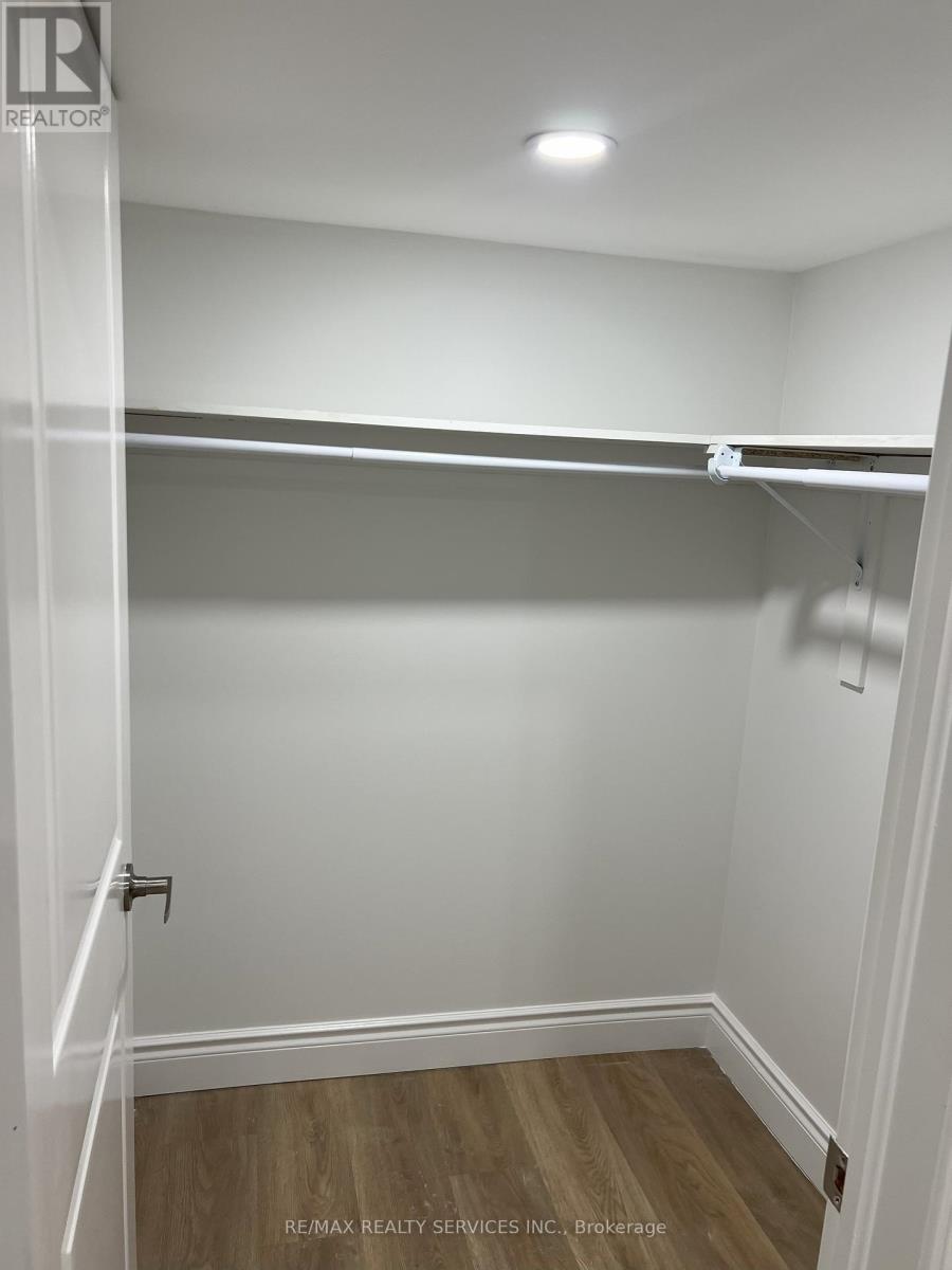 Basement - 920 Tartan Court, Kitchener, Ontario  N2R 0N2 - Photo 12 - X12765378