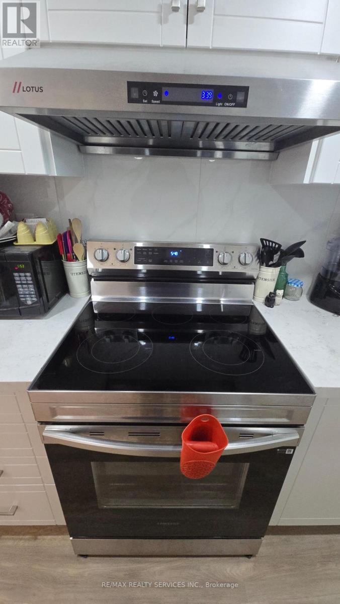 Basement - 920 Tartan Court, Kitchener, Ontario  N2R 0N2 - Photo 3 - X12765378