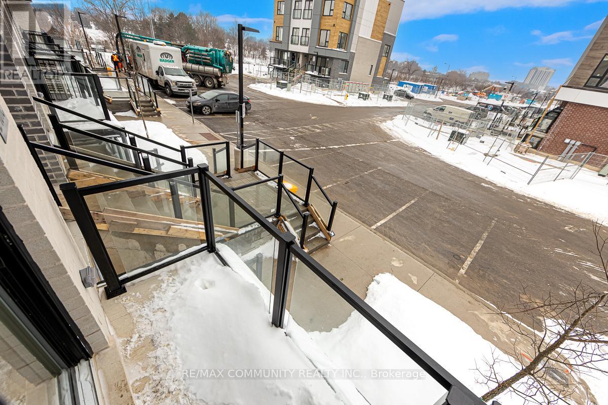 201c - 16 Melbourne Avenue, St. Catharines, Ontario  L2P 3J8 - Photo 13 - X12765410