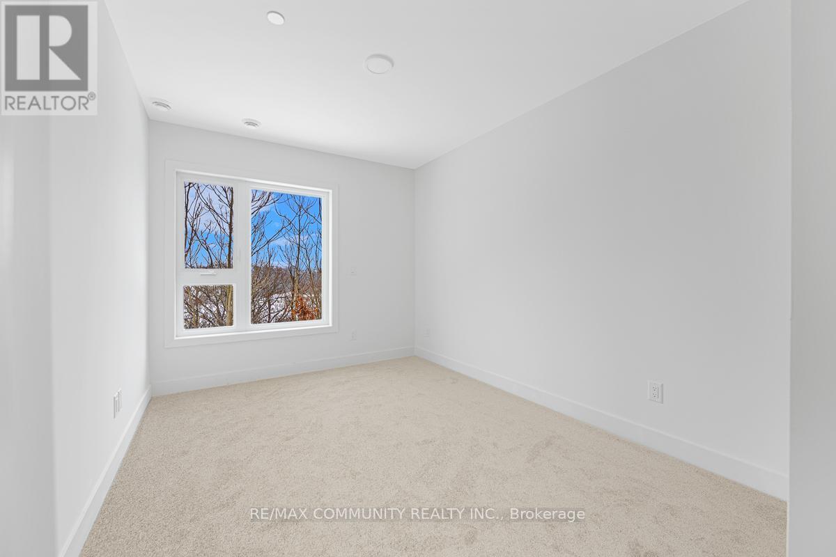 201c - 16 Melbourne Avenue, St. Catharines, Ontario  L2P 3J8 - Photo 7 - X12765410