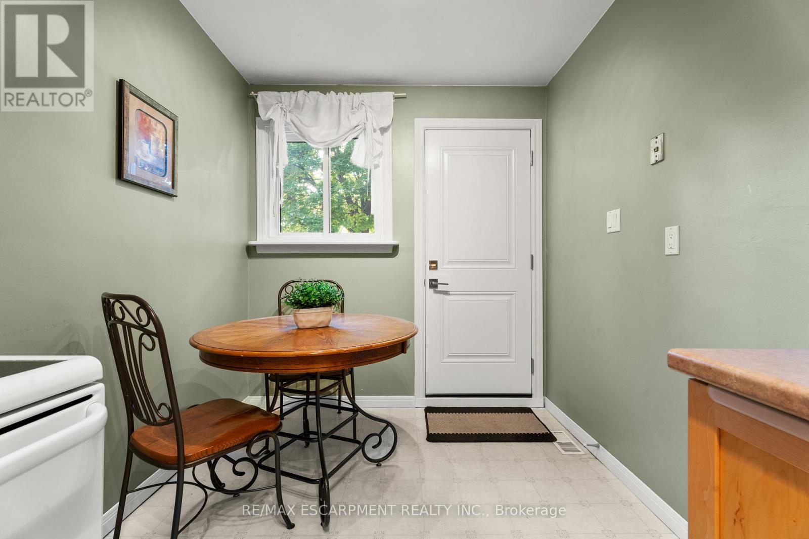 N1 - 444 Stone Church Road W, Hamilton (Gilkson), Ontario  L9B 1R1 - Photo 10 - X12765420