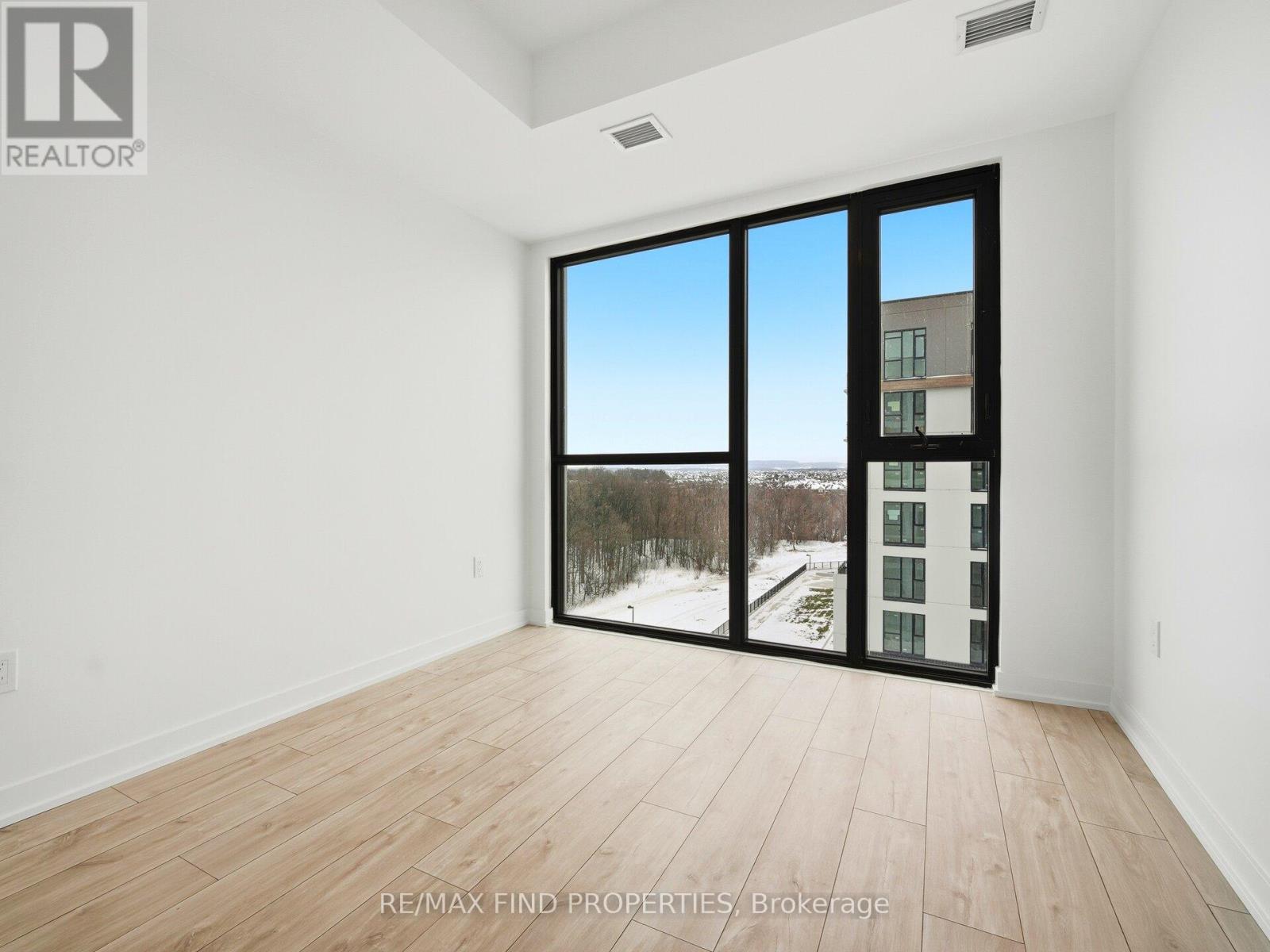 604 - 750 Whitlock Avenue, Milton, Ontario  L9E 2B4 - Photo 15 - W12763864