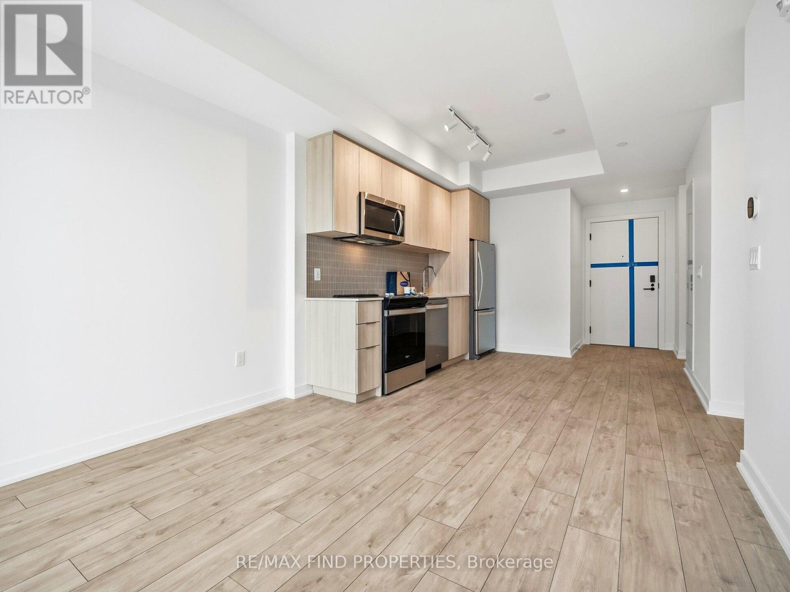 604 - 750 Whitlock Avenue, Milton, Ontario  L9E 2B4 - Photo 10 - W12763864