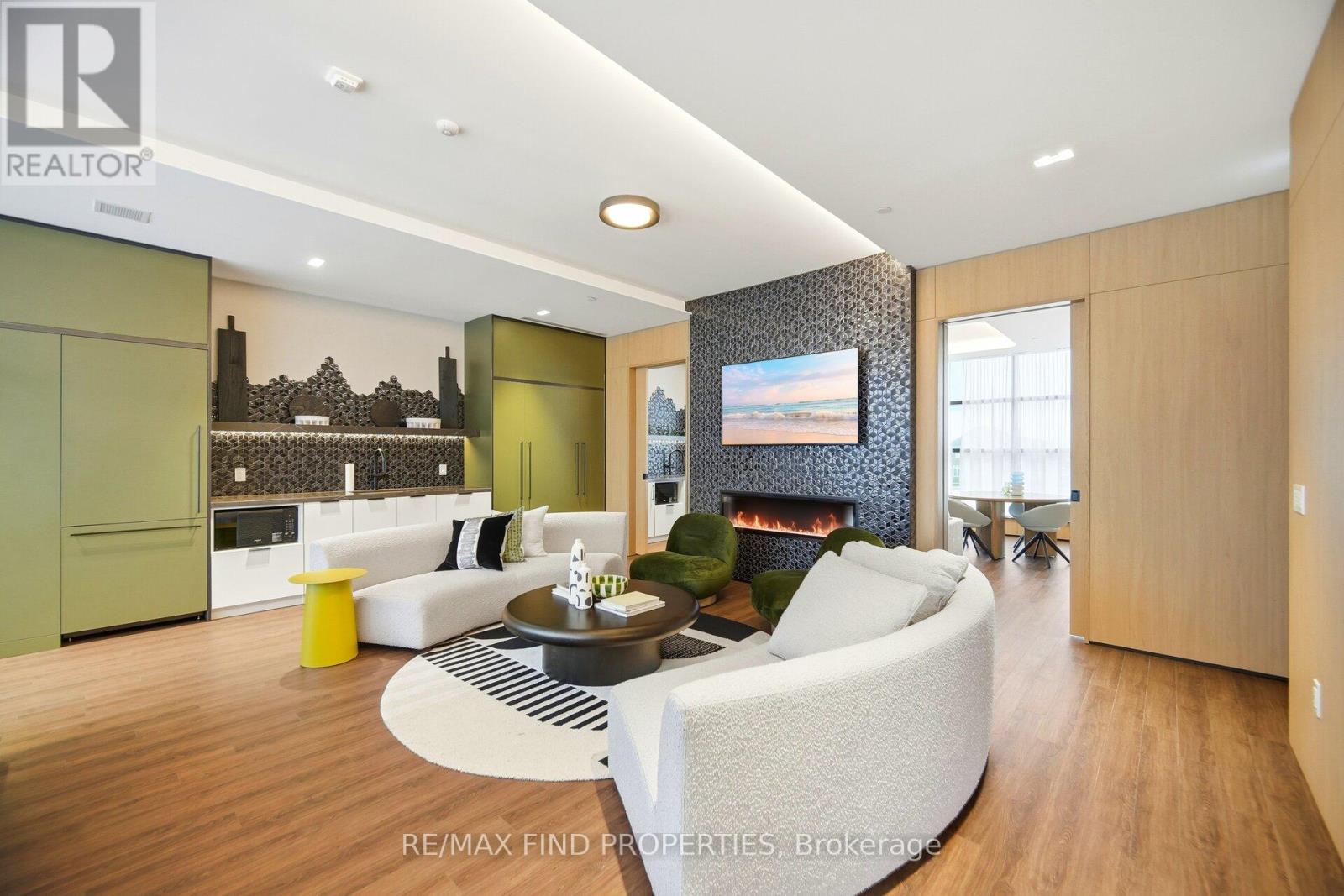 604 - 750 Whitlock Avenue, Milton, Ontario  L9E 2B4 - Photo 39 - W12763864