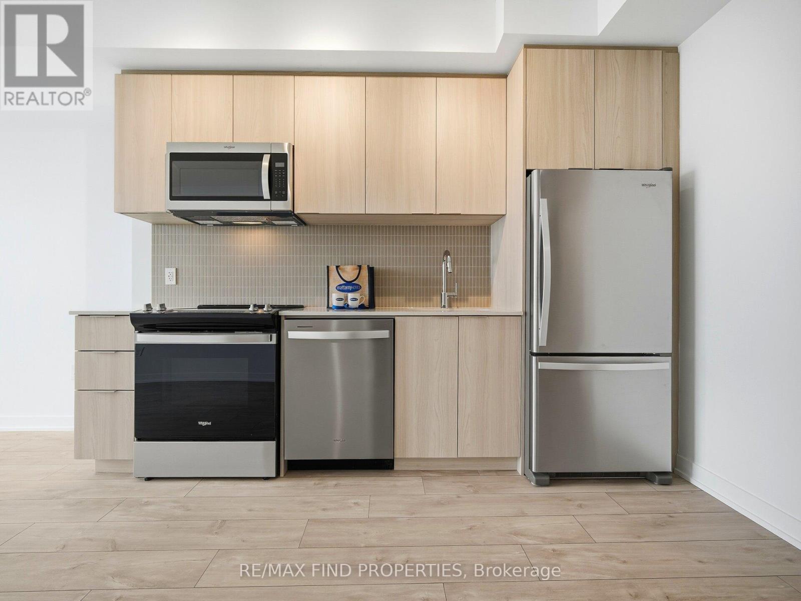 604 - 750 Whitlock Avenue, Milton, Ontario  L9E 2B4 - Photo 8 - W12763864