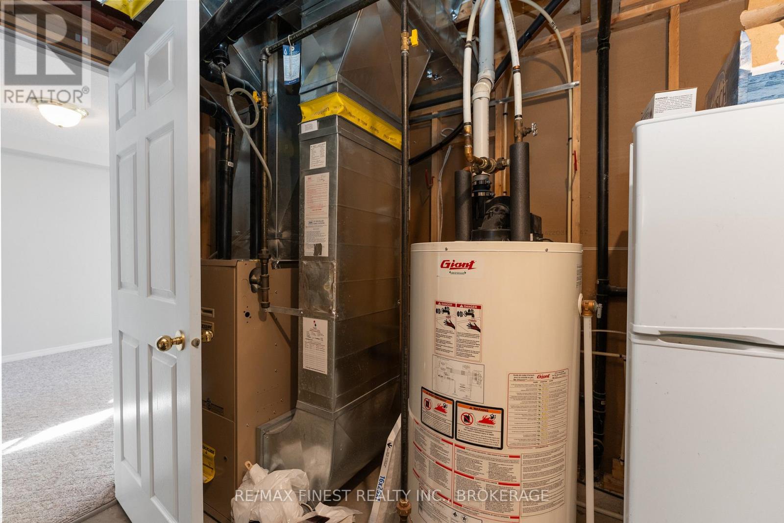 1909 Spindlewood Street, Kingston (City Northwest), Ontario  K7P 3G5 - Photo 38 - X12765504