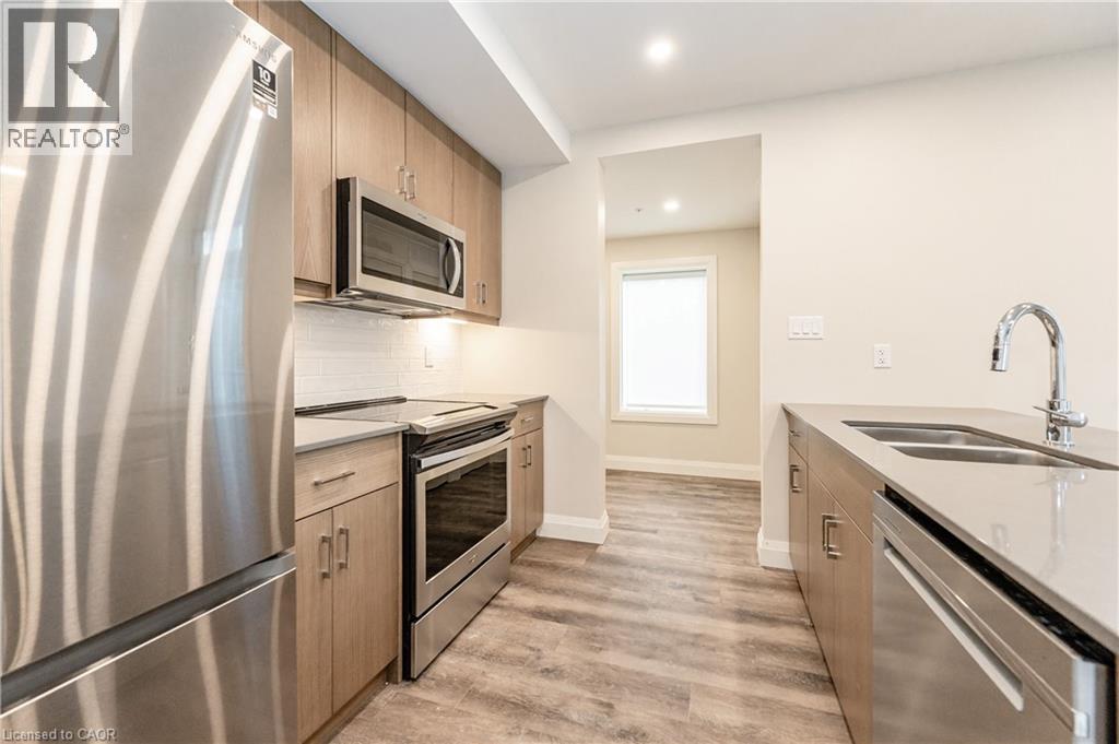 72 Erb Street E Unit# 200, Waterloo, Ontario  N2J 1L8 - Photo 3 - 40803243