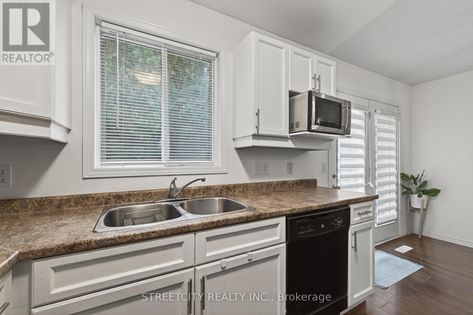 88 - 1320 Savannah Drive, London North (North C), Ontario  N5X 0B7 - Photo 11 - X12765506