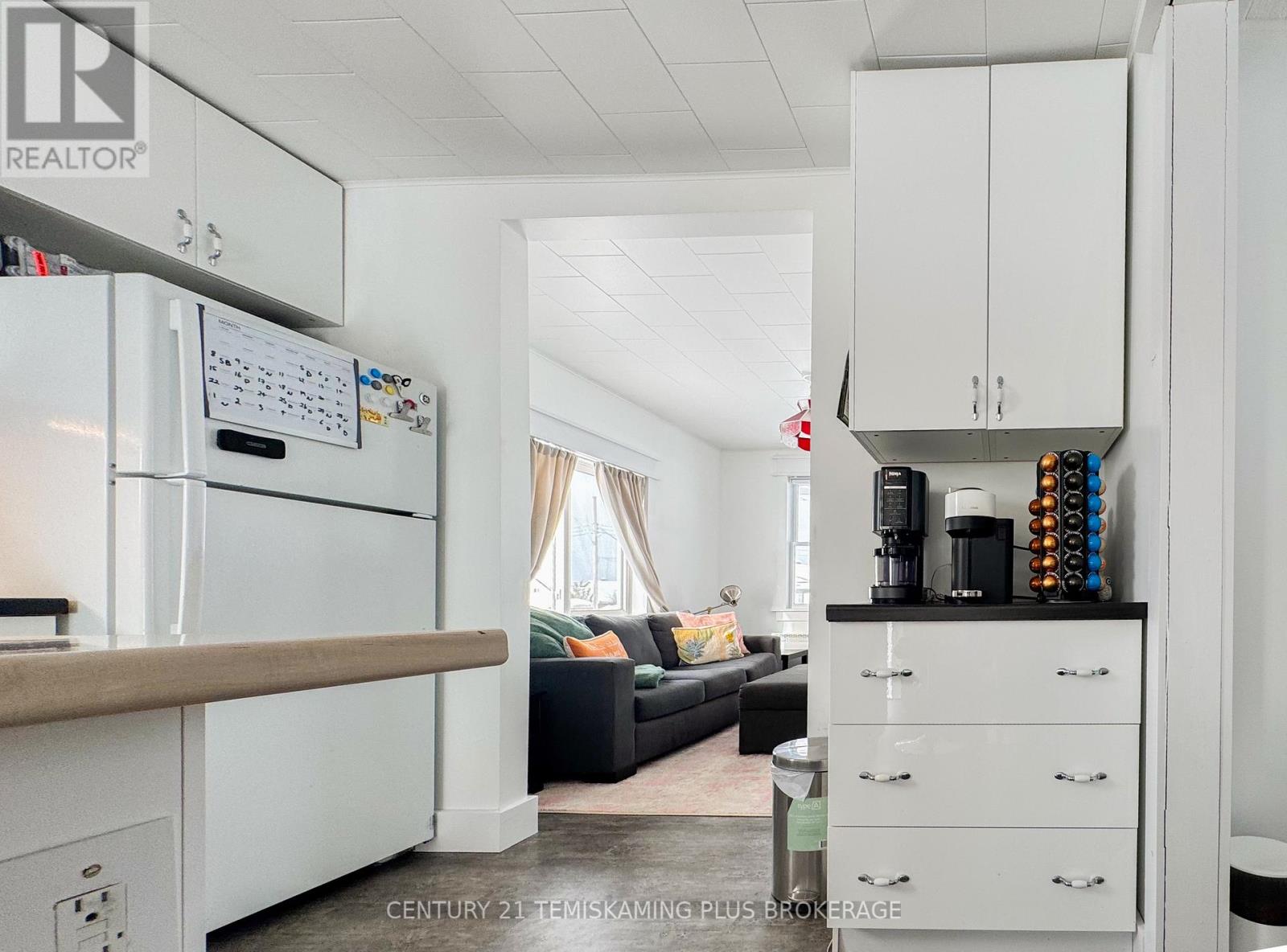 51 Fifth Avenue, Kirkland Lake, Ontario  P0K 1L0 - Photo 13 - T12765462