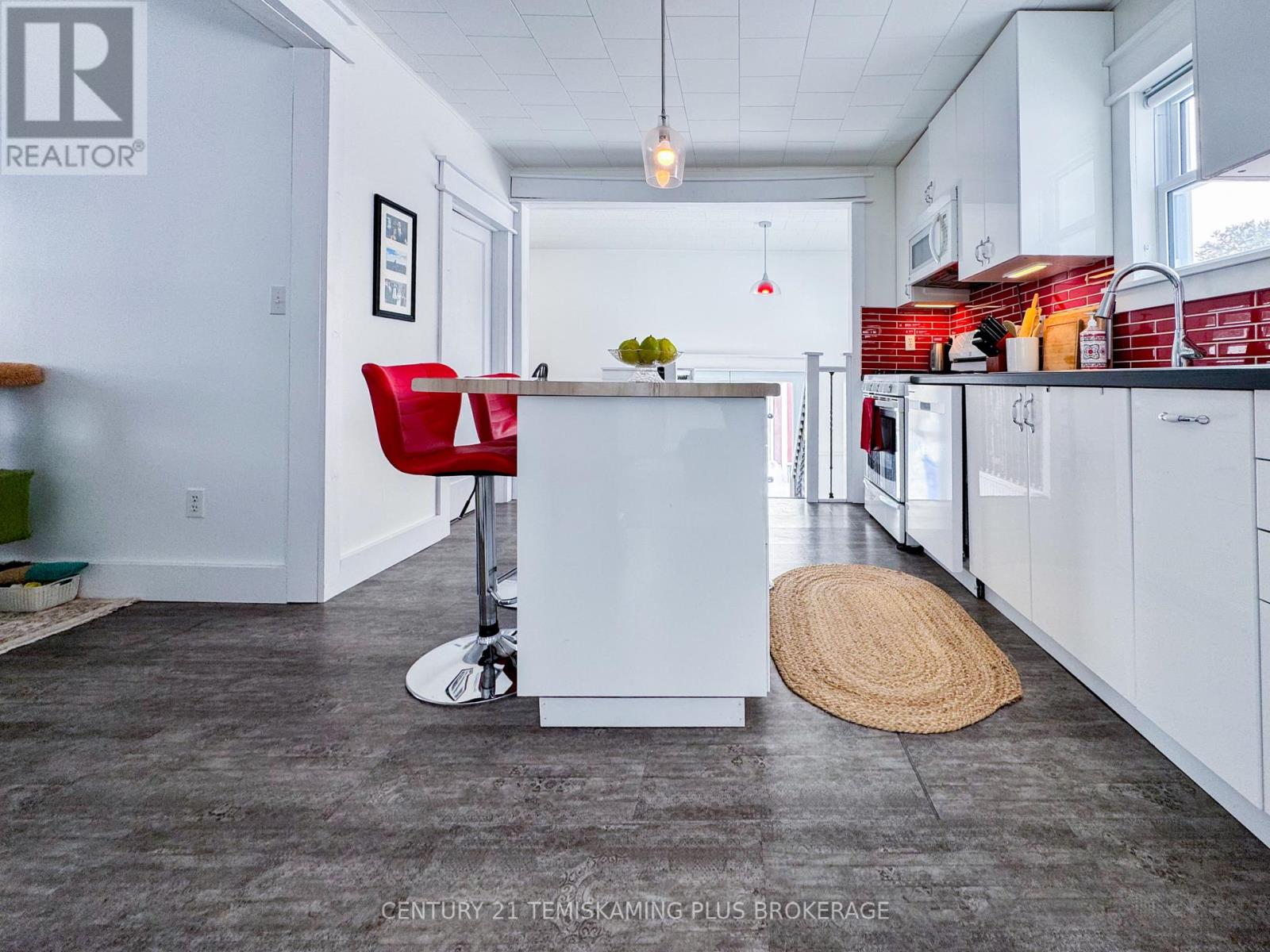 51 Fifth Avenue, Kirkland Lake, Ontario  P0K 1L0 - Photo 9 - T12765462