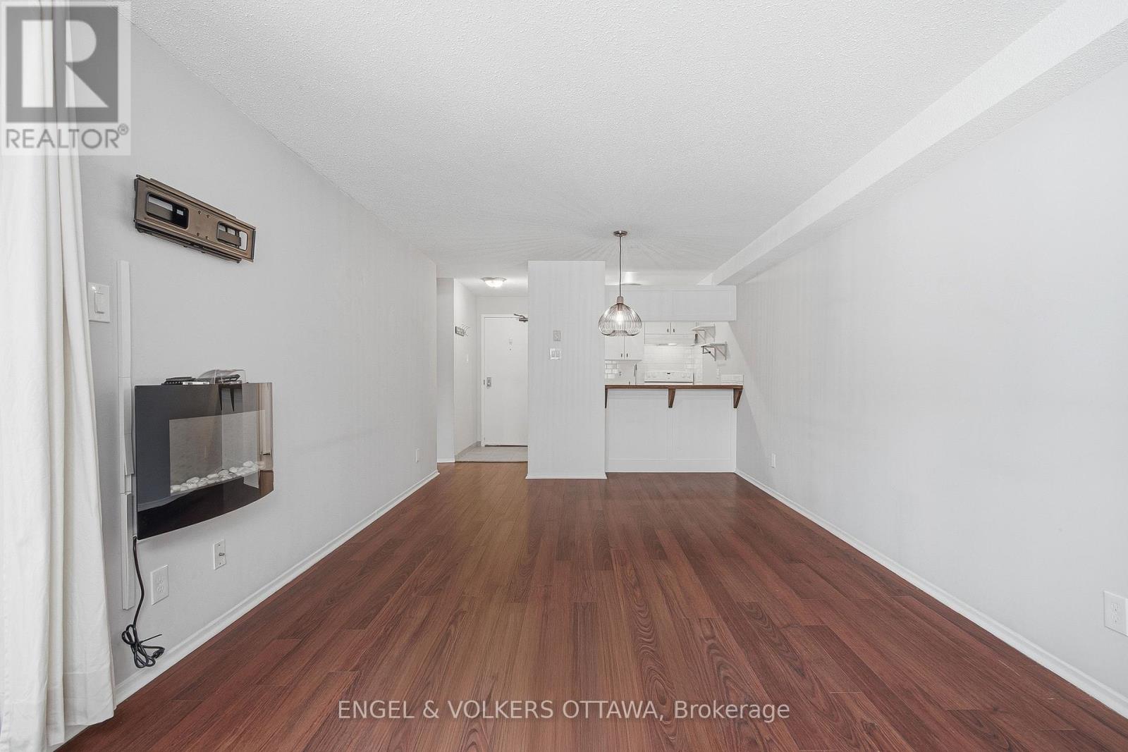 201 - 6376 Bilberry Drive, Ottawa, Ontario  K1C 4P6 - Photo 15 - X12765466