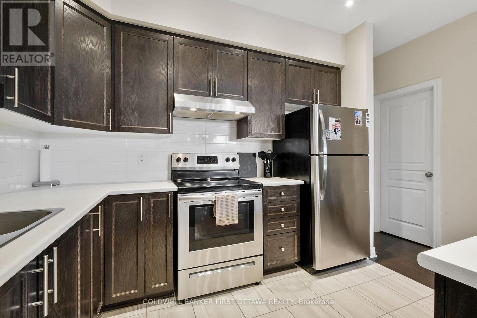 22 Stockholm Private, Ottawa, Ontario  K4M 0G9 - Photo 12 - X12765594