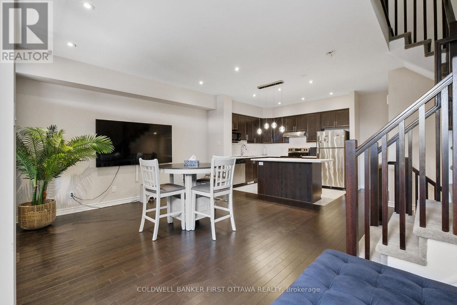 22 Stockholm Private, Ottawa, Ontario  K4M 0G9 - Photo 8 - X12765594