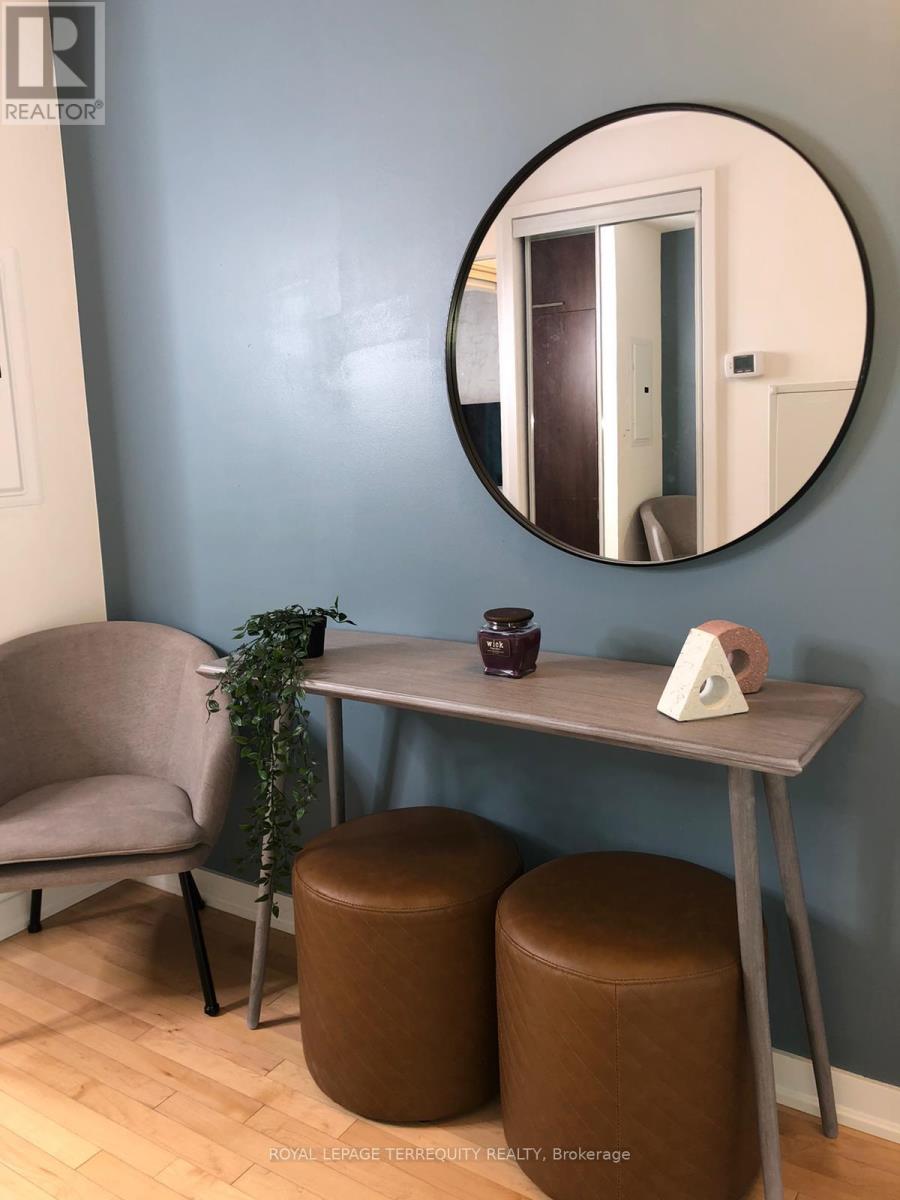 1407 - 14 York Street, Toronto, Ontario  M5J 0B1 - Photo 19 - C12765174