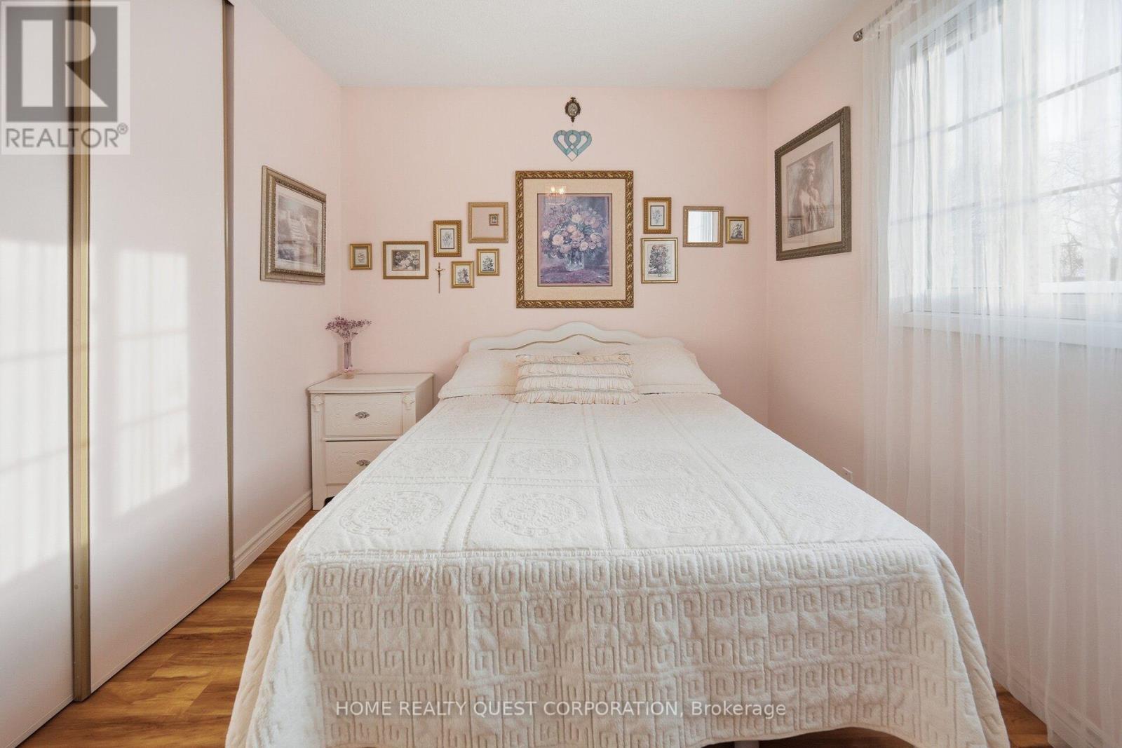 6330 Lorca Crescent, Mississauga, Ontario  L5N 2J4 - Photo 20 - W12752554