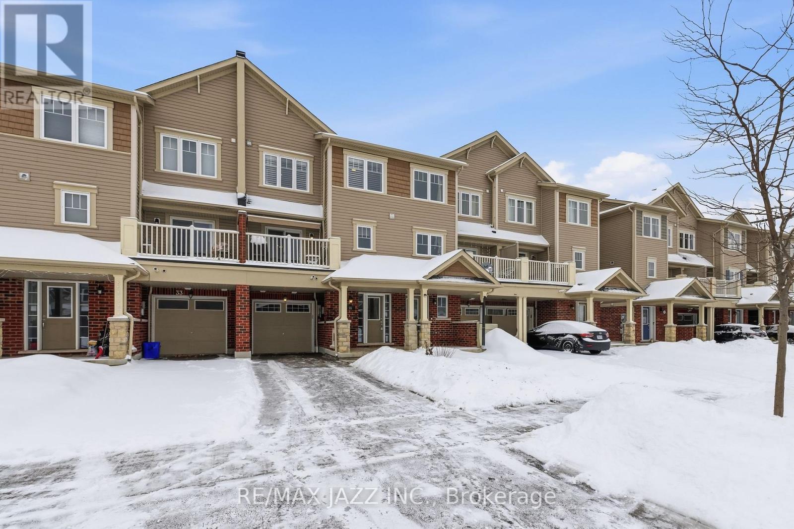 31 Great Gabe Crescent, Oshawa, Ontario  L1L 0G6 - Photo 2 - E12765470