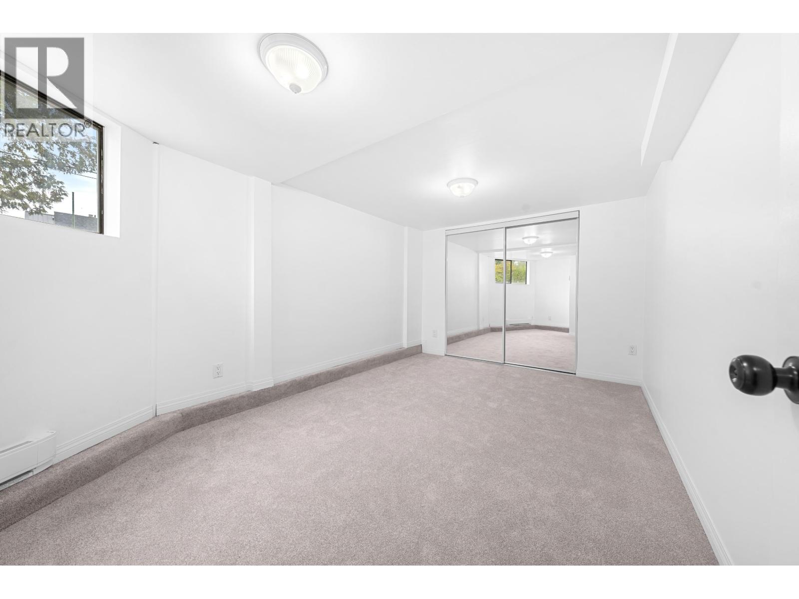 Xxxx Grand Boulevard, North Vancouver, British Columbia  V7L 3X8 - Photo 11 - R3087333