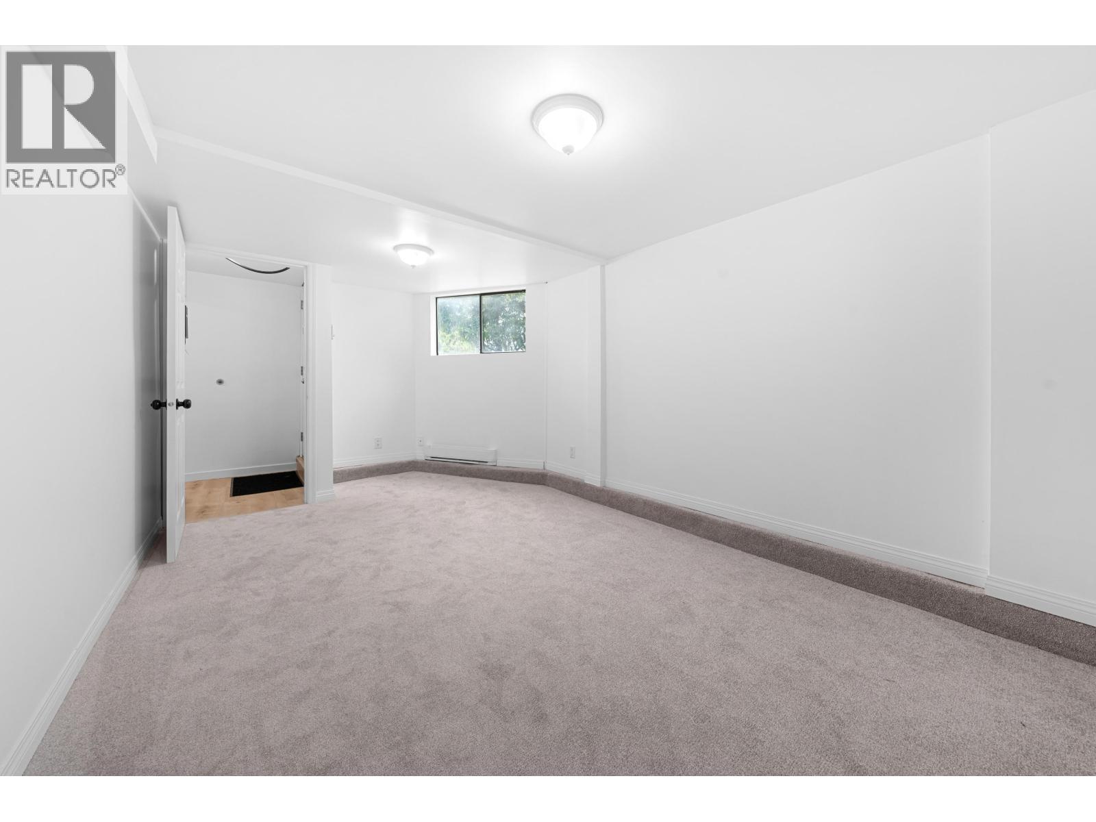 Xxxx Grand Boulevard, North Vancouver, British Columbia  V7L 3X8 - Photo 12 - R3087333