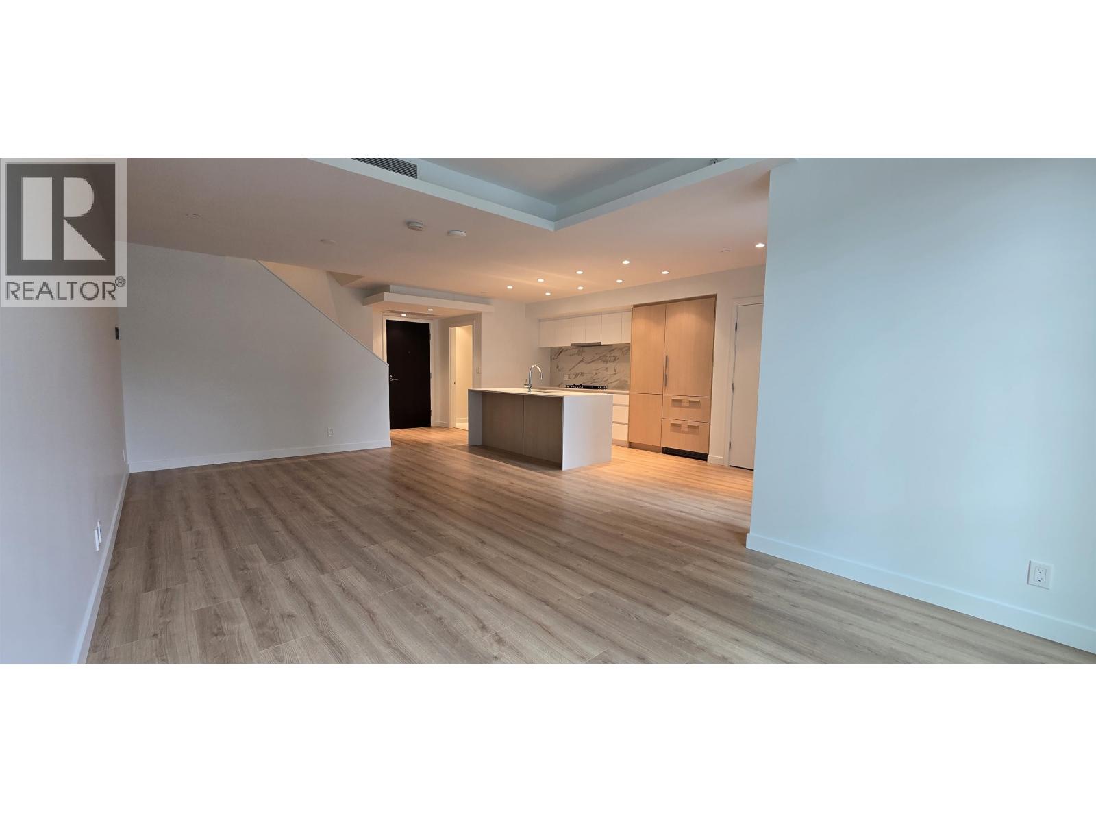 108 1500 Fern Street Street, North Vancouver, British Columbia  V7J 0E6 - Photo 8 - R3087338