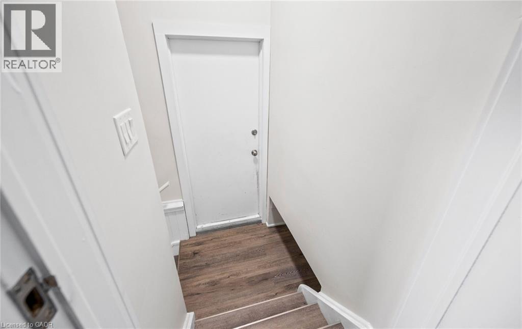 11 Rockwood Avenue, St. Catharines, Ontario  L2P 1E3 - Photo 30 - 40794830