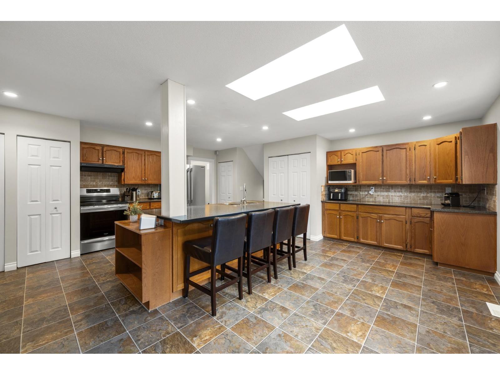 8995 Trattle Street, Langley, British Columbia  V1M 2S4 - Photo 8 - R3087023