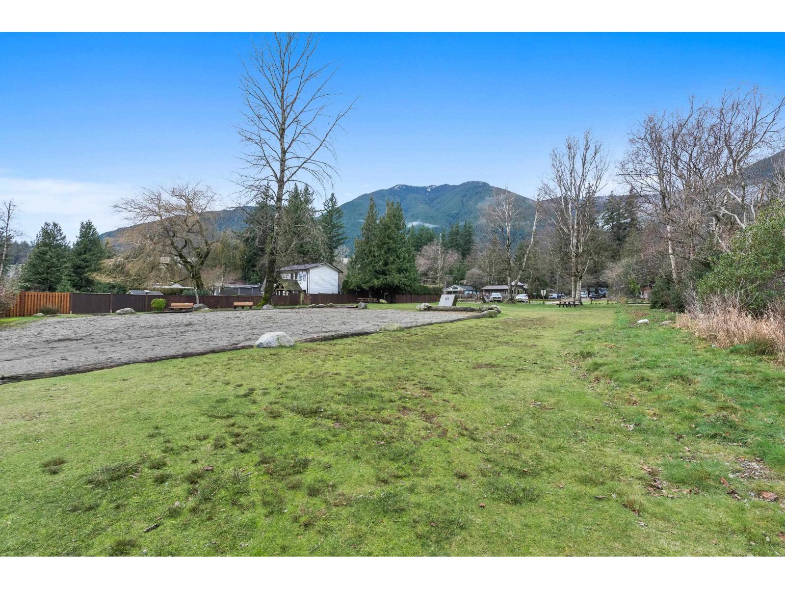 43739 Loch Road, Abbotsford, British Columbia  V0M 1N0 - Photo 12 - R3087184