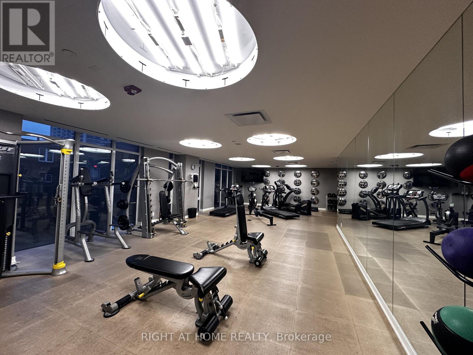 1504 - 75 St Nicholas Street S, Toronto, Ontario  M4Y 0A5 - Photo 21 - C12765602