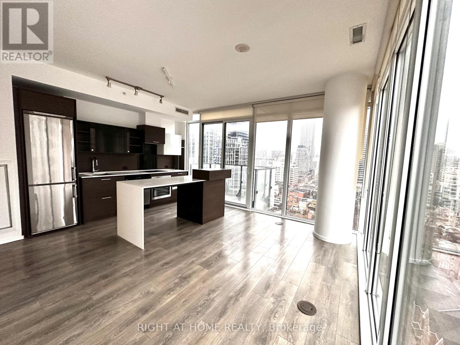 1504 - 75 St Nicholas Street S, Toronto, Ontario  M4Y 0A5 - Photo 4 - C12765602