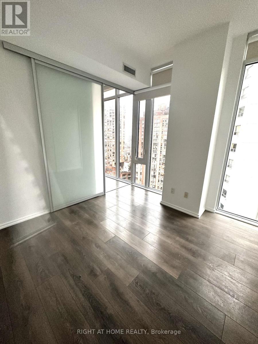 1504 - 75 St Nicholas Street S, Toronto, Ontario  M4Y 0A5 - Photo 8 - C12765602