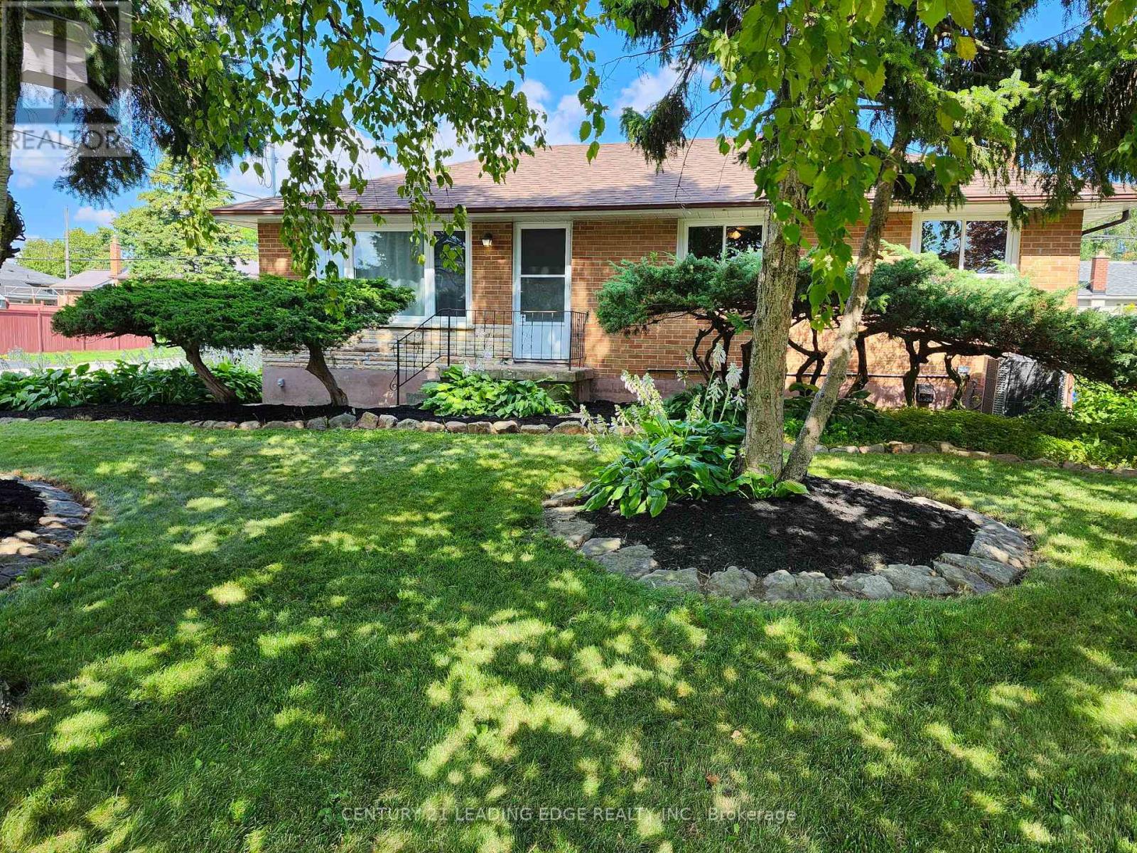 1441 Park Road S, Oshawa, Ontario  L1J 4K5 - Photo 2 - E12765496