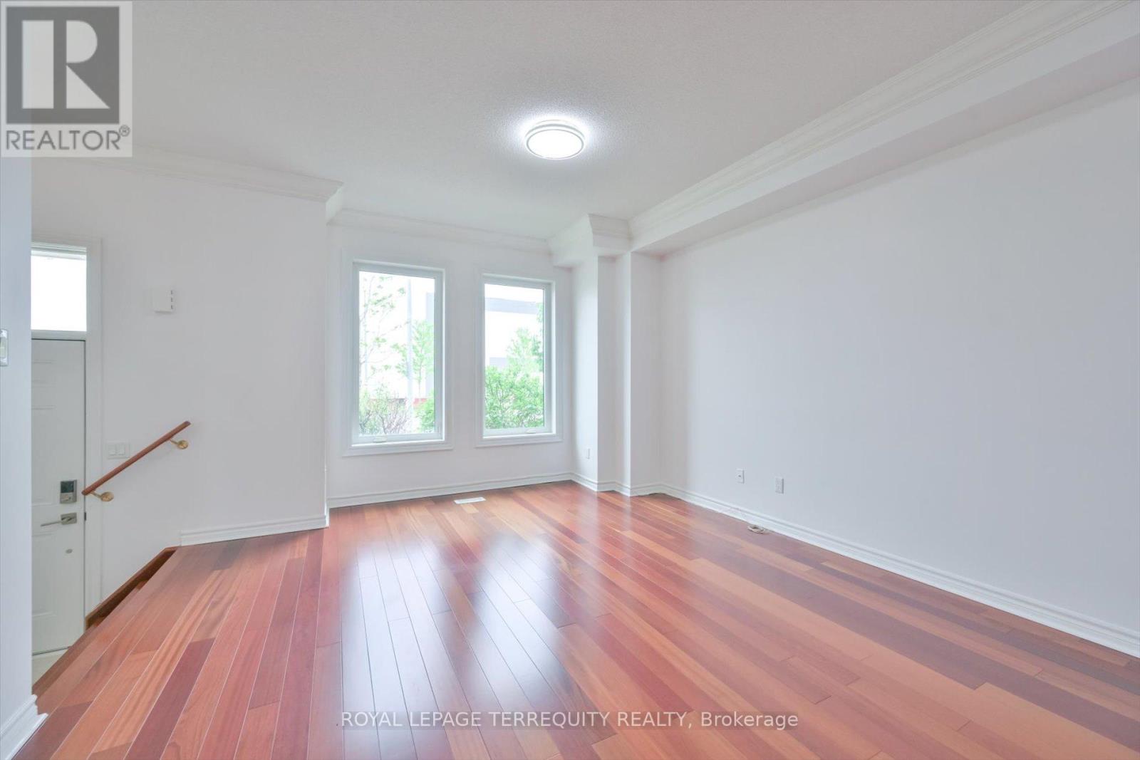 10461 Woodbine Avenue, Markham, Ontario  L6C 0K4 - Photo 6 - N12765458