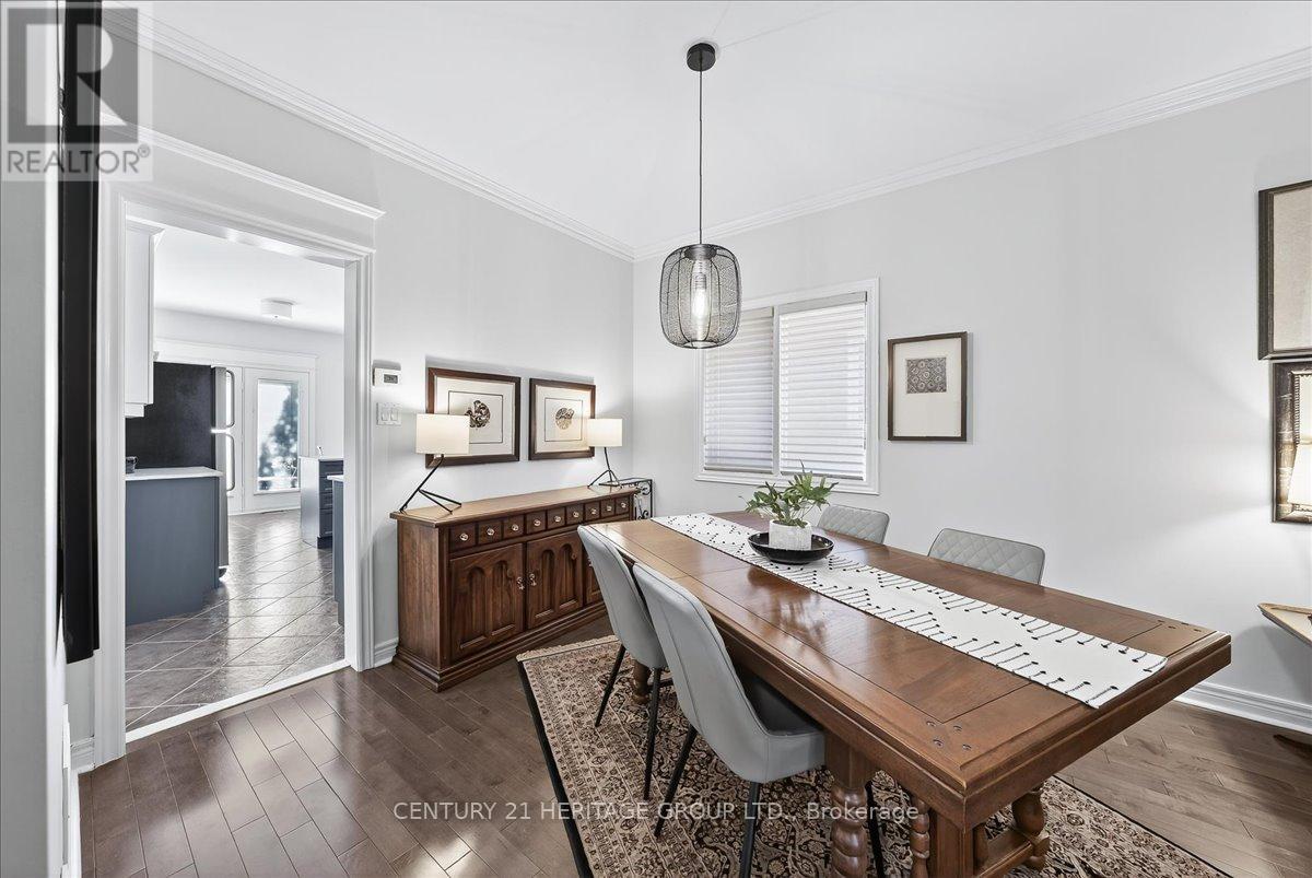 350 Hewitt Circle, Newmarket, Ontario  L3X 2H1 - Photo 12 - N12765460