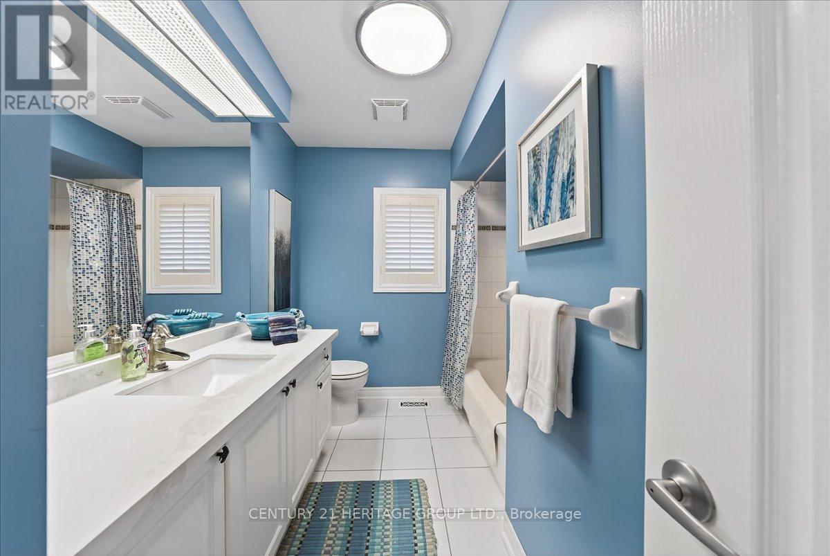 350 Hewitt Circle, Newmarket, Ontario  L3X 2H1 - Photo 28 - N12765460