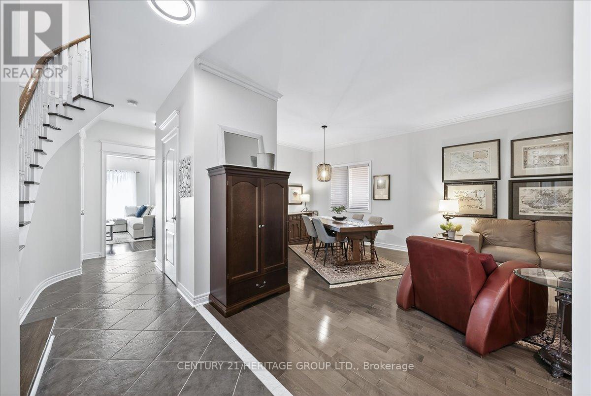 350 Hewitt Circle, Newmarket, Ontario  L3X 2H1 - Photo 7 - N12765460