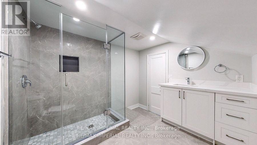 13291 Warden Avenue, Whitchurch-Stouffville, Ontario  L4A 3X8 - Photo 24 - N12765536