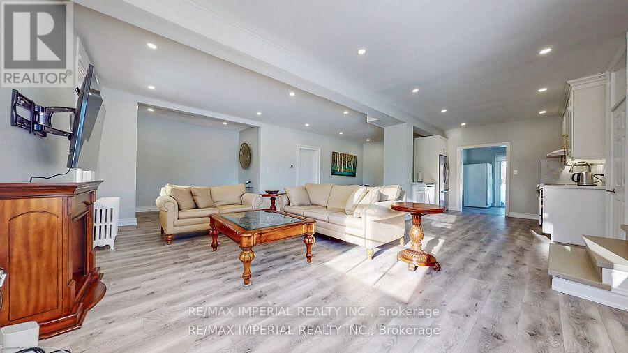 13291 Warden Avenue, Whitchurch-Stouffville, Ontario  L4A 3X8 - Photo 37 - N12765536