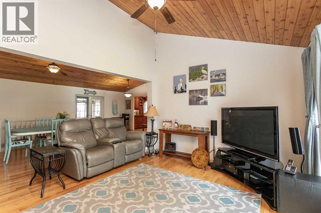 606 Pigeon Close, Pelican Point, Alberta  T0B 0H0 - Photo 19 - A2284019