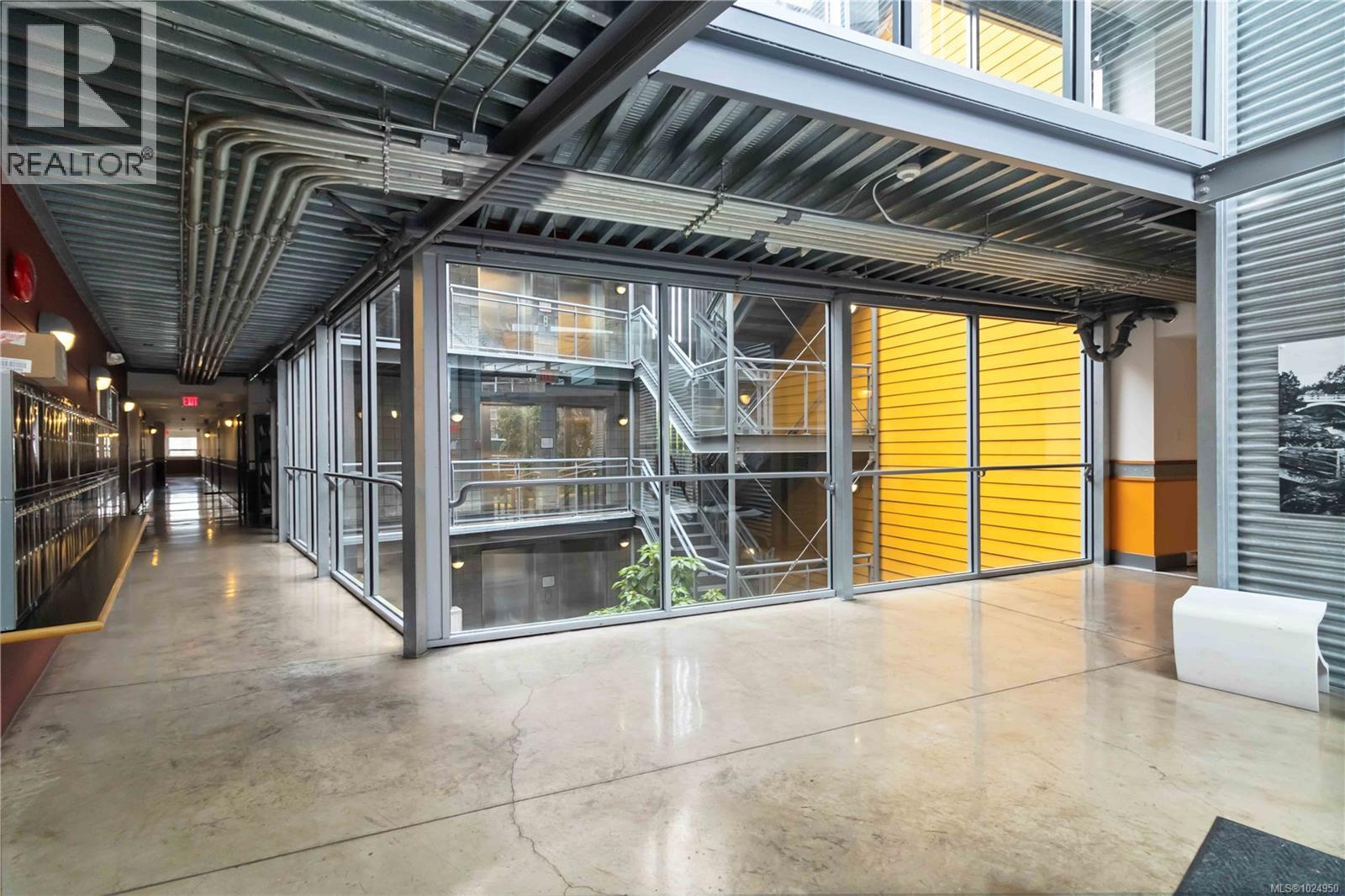 313 90 Regatta Landing, Victoria, British Columbia  V9A 7R2 - Photo 47 - 1024950